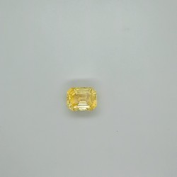 Yellow Sapphire (Pukhraj) 7.14 Ct gem quality
